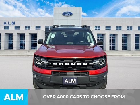 Used 2022 Ford Bronco Sport Outer Banks w/ Tech Package AWD/4WD image 2