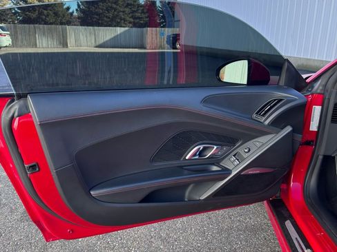 Used 2017 Audi R8 V10 w/ Carbon Exterior Package image 11