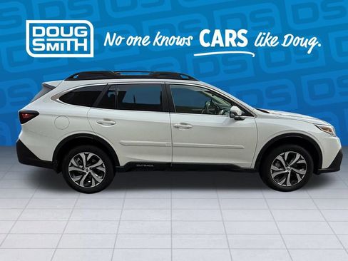 Used 2021 Subaru Outback Limited XT image 5