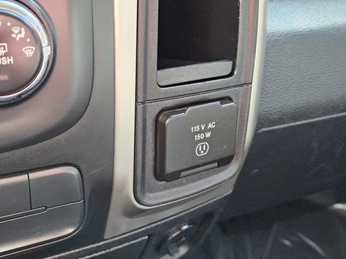 Used 2014 RAM 1500 Classic SLT w/ Remote Start & Security Group image 8