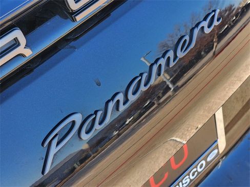 Used 2023 Porsche Panamera 4 Platinum Edition image 12
