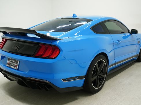 Used 2022 Ford Mustang Mach 1 w/ Mach 1 Handling Package RWD image 4