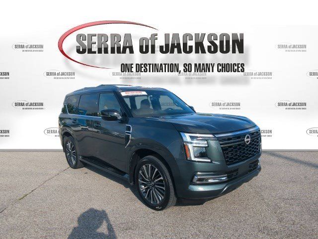 Used 2025 Nissan Armada Platinum Reserve AWD/4WD image 2