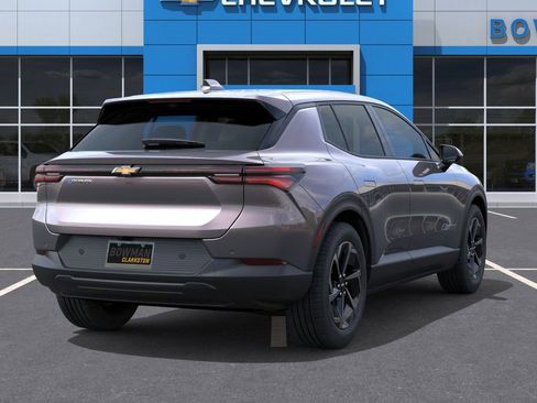 New 2026 Chevrolet Equinox EV LT w/ Comfort Package FWD image 4