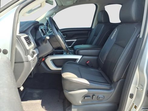 Used 2018 Nissan Titan PRO-4X AWD/4WD image 18