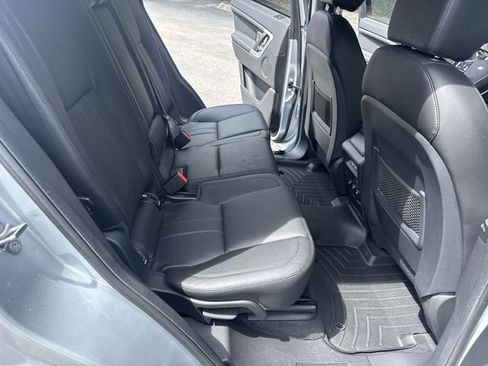 Used 2017 Land Rover Discovery Sport HSE AWD/4WD image 11