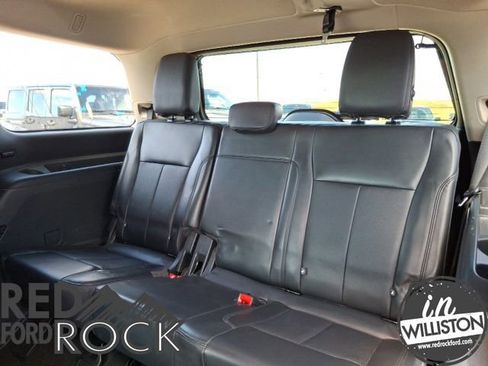 Used 2024 Ford Expedition XLT AWD/4WD image 22