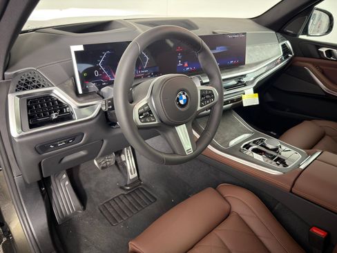 Used 2026 BMW X5 sDrive40i w/ M Sport Package RWD image 4