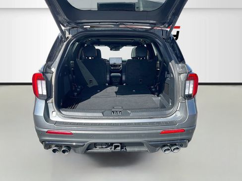 Used 2025 Ford Explorer ST AWD/4WD image 29