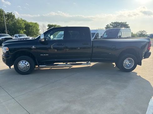 Used 2023 RAM 3500 Laramie AWD/4WD image 4