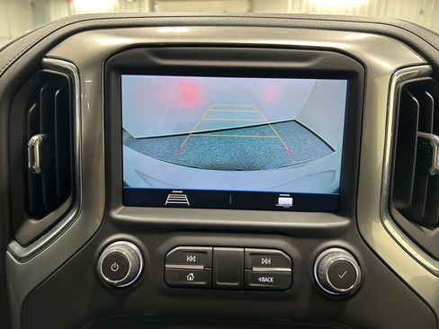 Used 2022 Chevrolet Silverado 1500 RST w/ Safety Package image 18