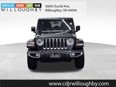Used 2021 Jeep Wrangler Unlimited Sahara w/ Uconnect 4C Nav & Sound Group AWD/4WD image 2