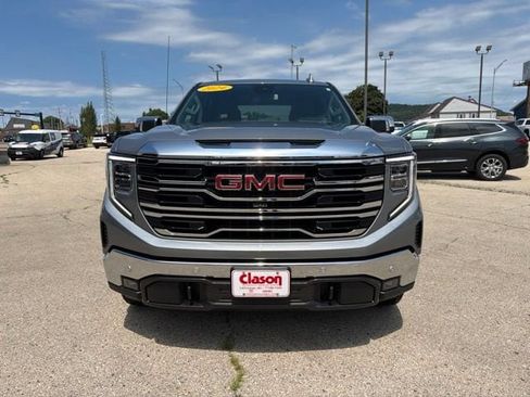Used 2024 GMC Sierra 1500 SLT w/ SLT Premium Package AWD/4WD image 8