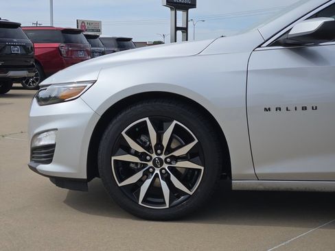 Used 2021 Chevrolet Malibu RS FWD image 28