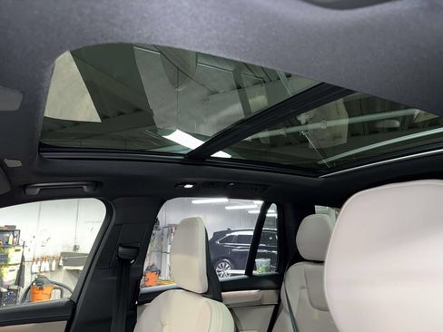 Used 2025 Volvo XC90 B6 Plus AWD/4WD image 22