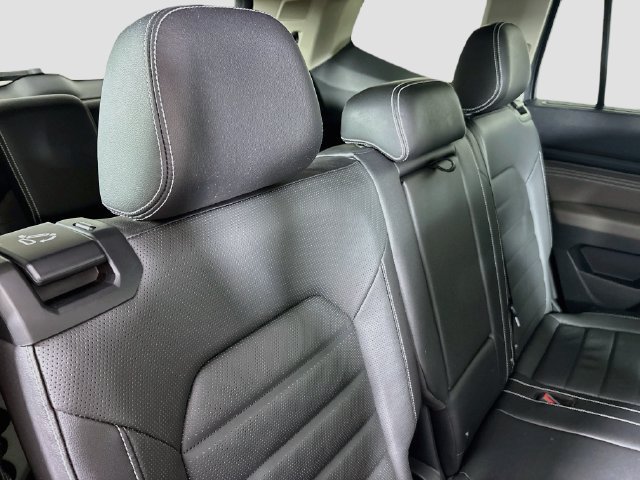 Certified 2023 Volkswagen Atlas SEL Premium AWD/4WD image 33
