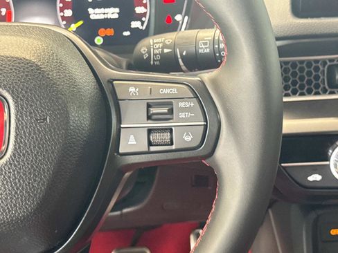 Used 2025 Honda Civic Type R image 8