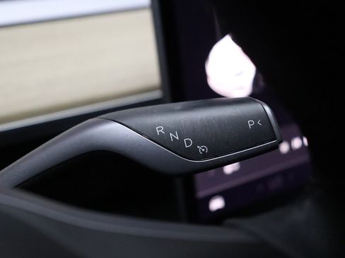 Used 2023 Tesla Model 3 Standard Range image 45