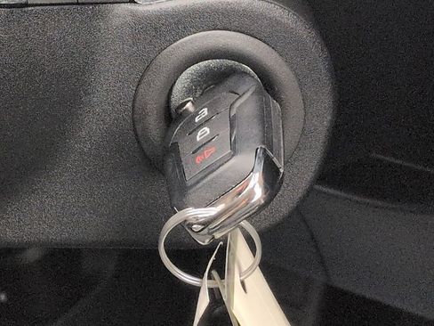 New 2026 Ford Maverick XL AWD/4WD image 16