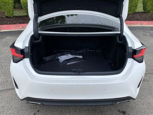 Used 2019 Lexus RC 350 w/ Premium Package RWD image 6