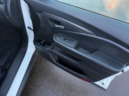 Used 2017 Honda Pilot EX-L image 22