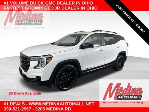 Used 2023 GMC Terrain SLE w/ Elevation Edition AWD/4WD image 1