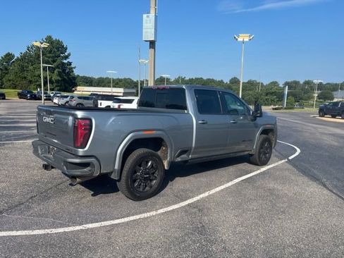 Used 2024 GMC Sierra 2500 AT4 w/ AT4 Premium Plus Package AWD/4WD image 3
