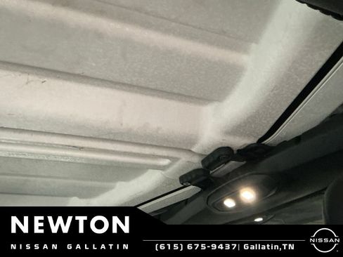 Used 2024 Jeep Wrangler Unlimited Rubicon 4xe AWD/4WD image 16