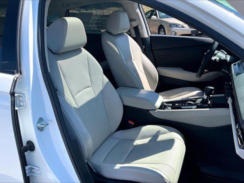 Used 2023 Honda Accord Touring image 7