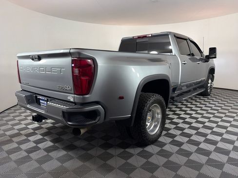Used 2024 Chevrolet Silverado 3500 High Country AWD/4WD image 3