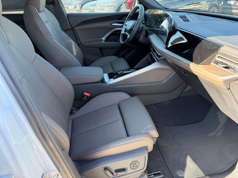 New 2025 Audi Q5 Premium Plus image 11