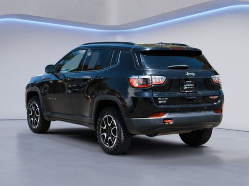Used 2024 Jeep Compass Trailhawk AWD/4WD image 7