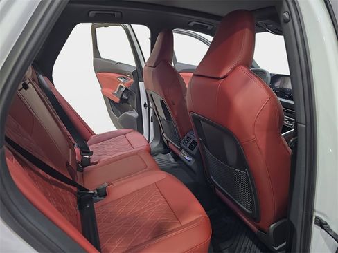 New 2025 Audi SQ5 Prestige image 11