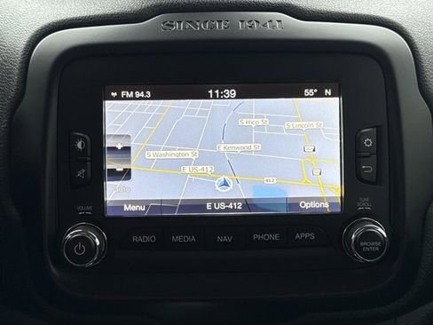 Used 2016 Jeep Renegade Limited image 8