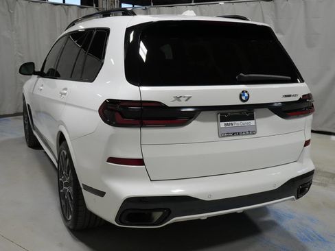 Used 2024 BMW X7 xDrive40i w/ M Sport Package image 17