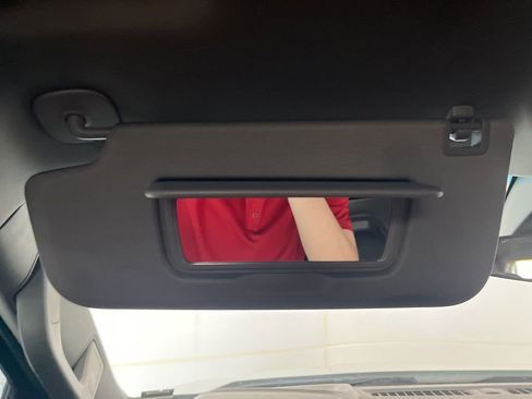 Used 2023 Chevrolet Silverado 1500 LT image 79