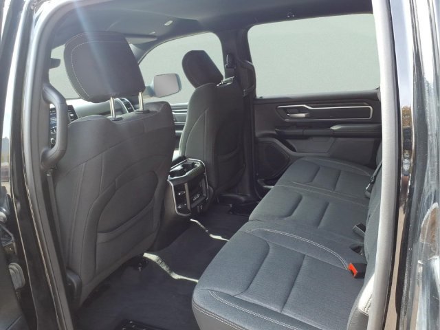 Used 2020 RAM 1500 Big Horn AWD/4WD image 12