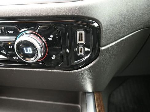 Used 2023 GMC Sierra 1500 Elevation w/ X31 Off-Road Package image 16