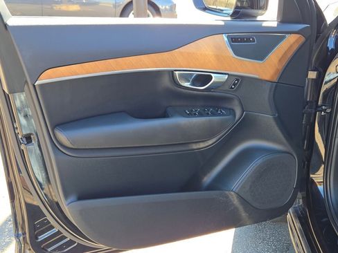 Used 2023 Volvo XC90 T8 Core image 31