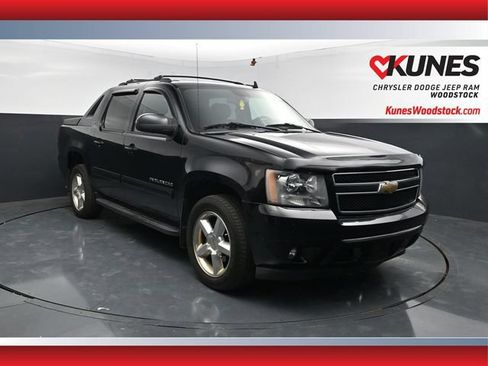 Used 2011 Chevrolet Avalanche LT w/ Luxury Package AWD/4WD image 1