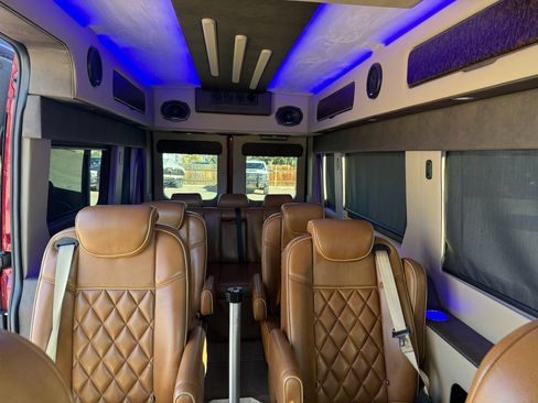 Used 2020 RAM ProMaster 2500 w/ Premium Appearance Group image 20