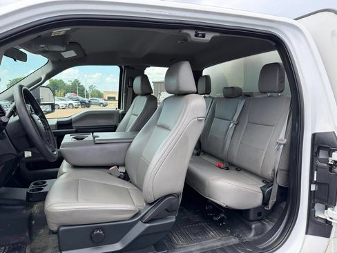 Used 2018 Ford F350 XL w/ Power Equipment Group AWD/4WD image 5
