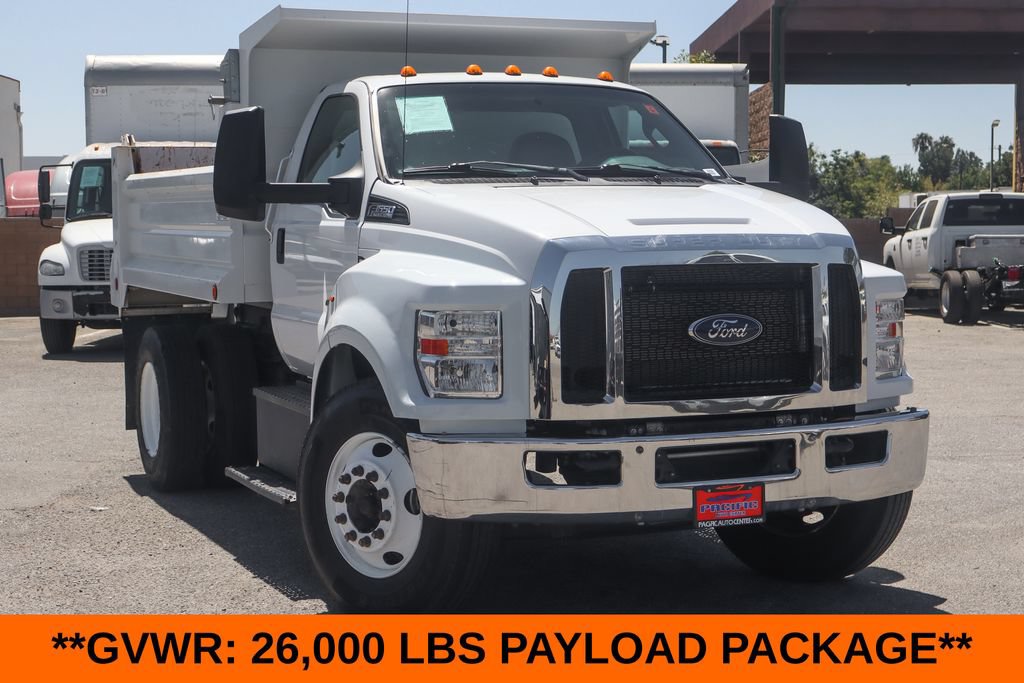 Used 2022 Ford F650 2WD Regular Cab Super Duty image 2