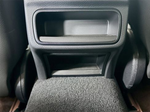 Certified 2025 Mercedes-Benz C 300 4MATIC Sedan image 32