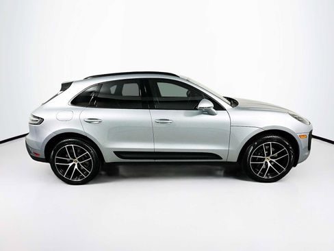 Certified 2026 Porsche Macan AWD/4WD image 8