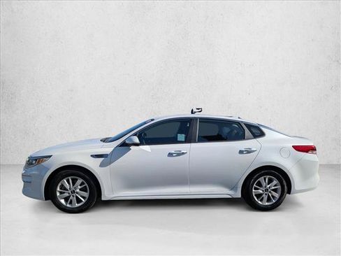 Used 2016 Kia Optima LX FWD image 8