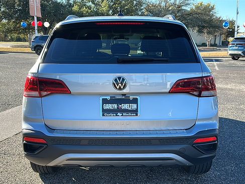 Used 2024 Volkswagen Taos S image 7