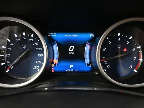 Used 2017 Maserati Ghibli RWD image 29