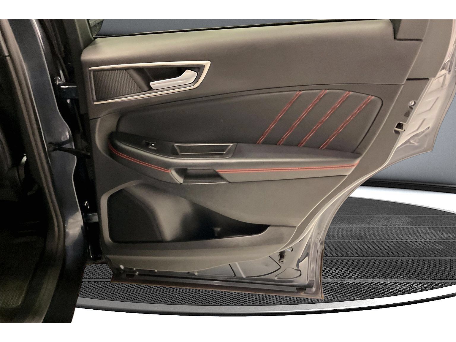Used 2024 Ford Edge ST-Line AWD/4WD image 42