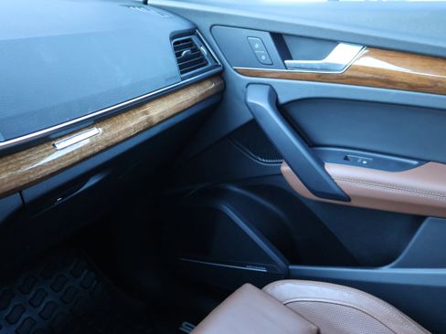 Used 2022 Audi Q5 2.0T Prestige image 42